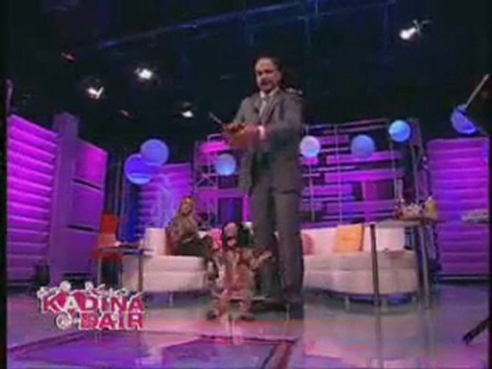 Seni Gidi Topal. Bu Gecede Burda Kal. :))) Geç Kalınmış Mutluluklar