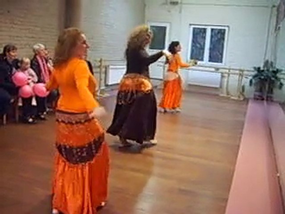 DEMO danse Oriental pour l'école de danse   ...." KAVADANSE
