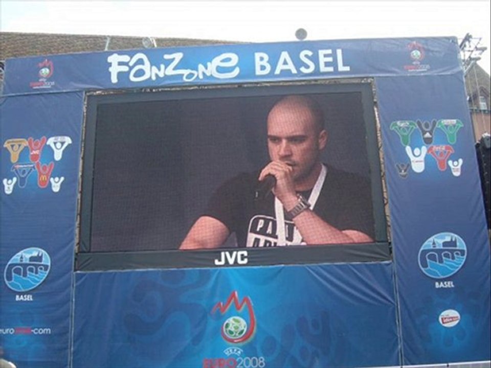 CASUS - BIR BANA BAKSANA