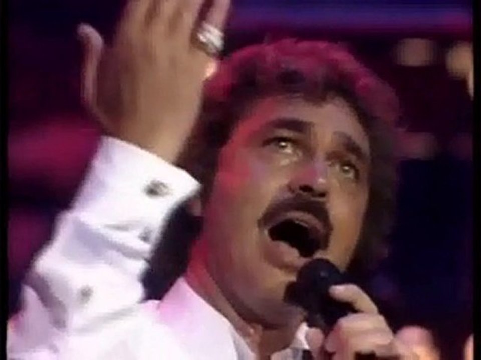 Engelbert Humperdinck -If We Only Have Love/ If You Love Me