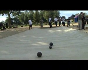 Fontaine-Guérin 2010 : Découverte de la boule Nantaise