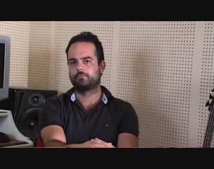 ΓΥΑΛΙΝΟΣ ΚΟΣΜΟΣ ΣΥΝΕΝΤΕΥΞΗ