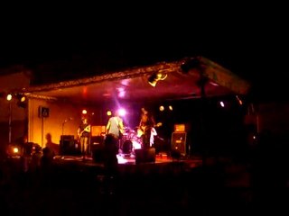 Just In Time - Take A Look Around at Sur Saulx Sur Scène