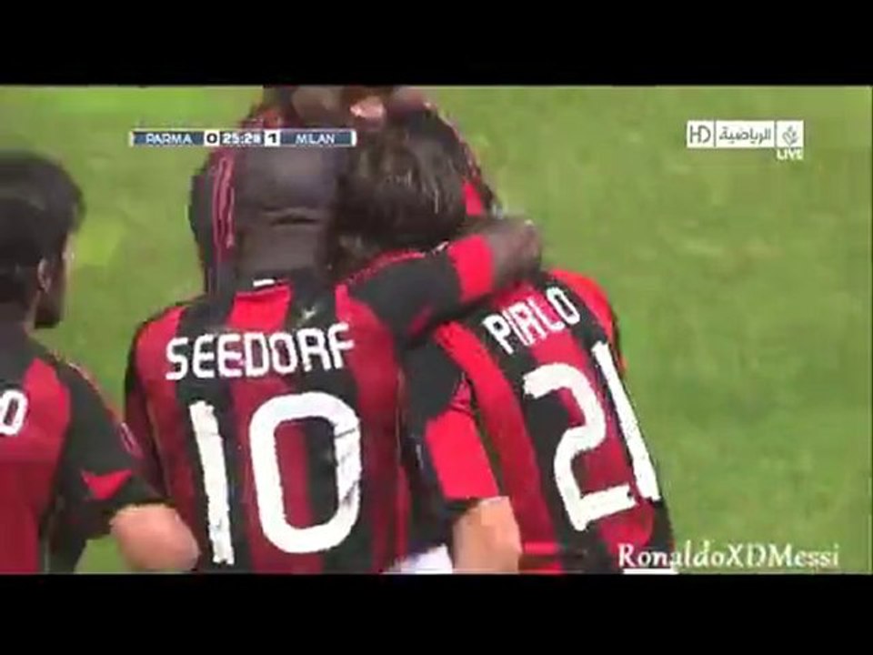 Parma 0-1 AC Milan - Amazing Goal Pirlo 02-10-10