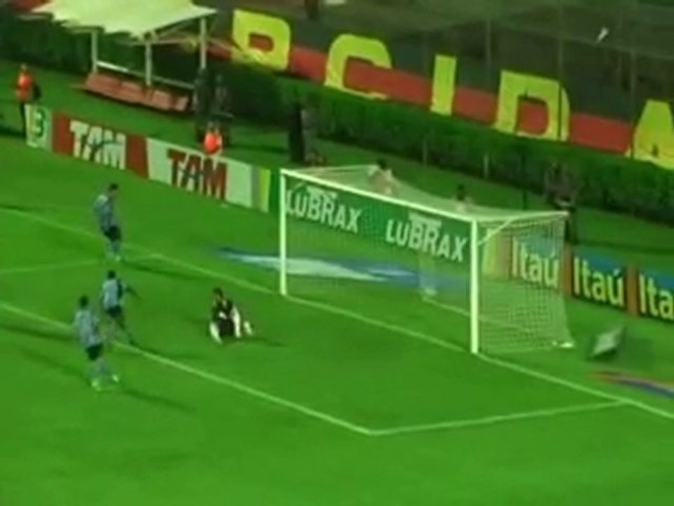 Campeonato Brasileiro 2010: Vitória 0 x 3 Grêmio