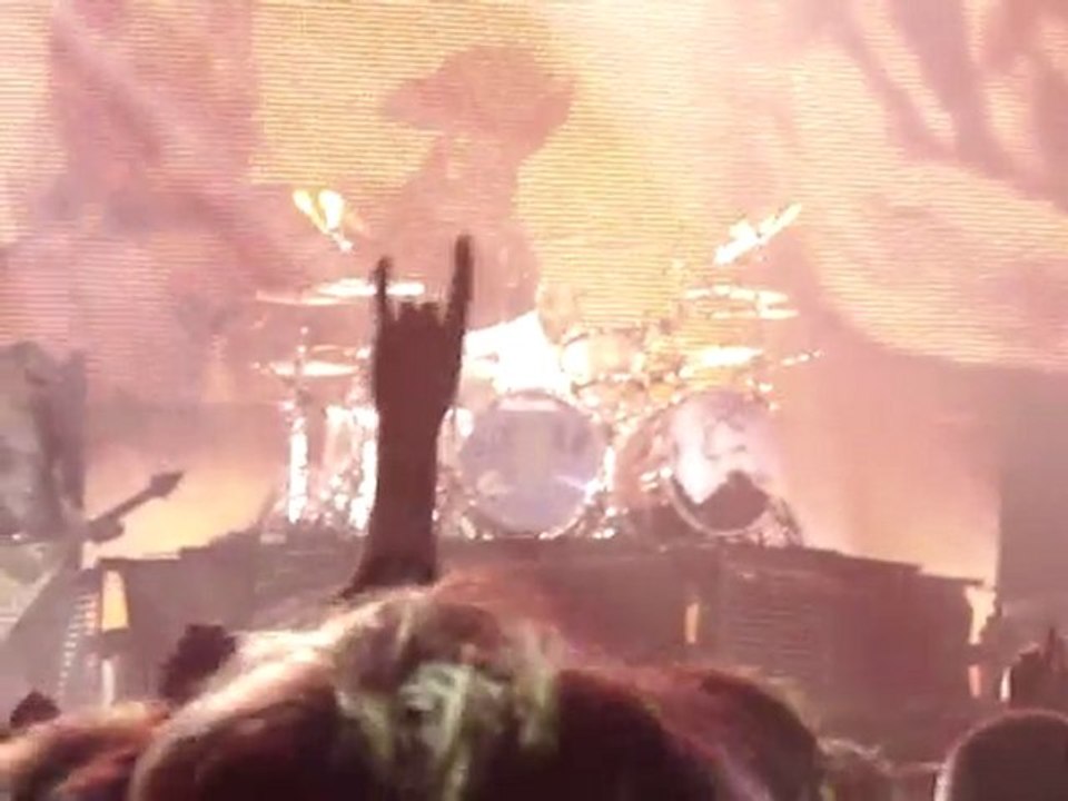 SCORPIONS STILL LOVING YOU MONS 10/04/10