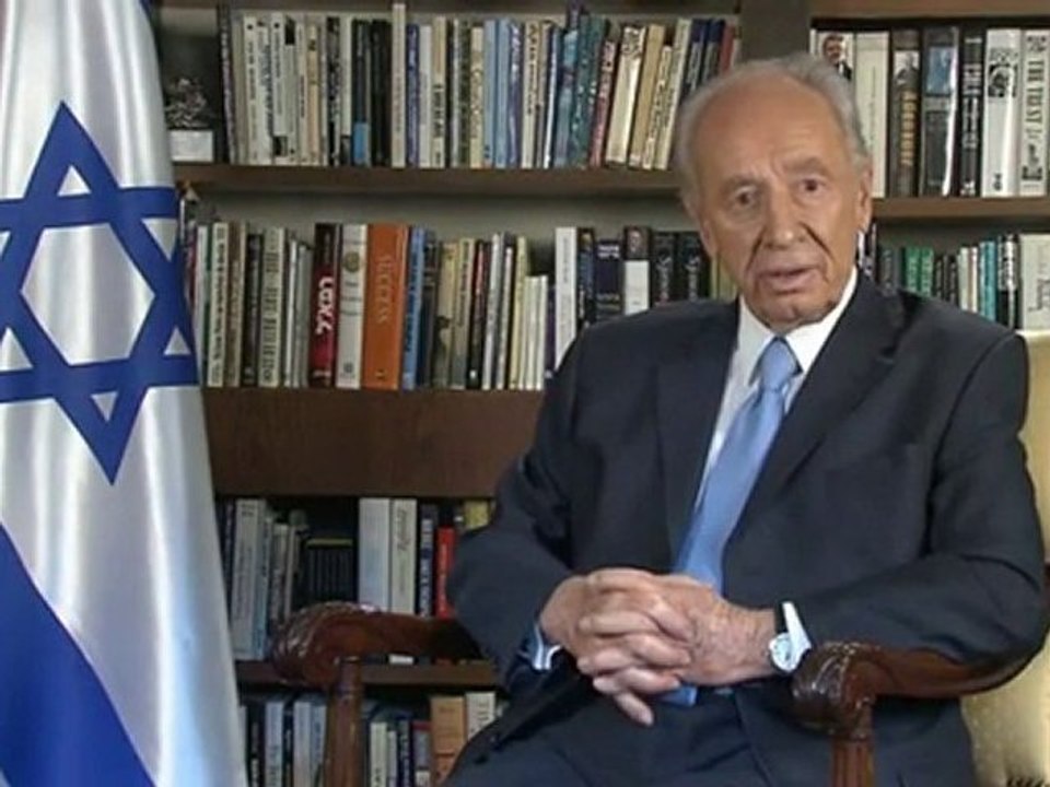 Israeli President Shimon Peres in Hebrew WITHOUT subtitles.