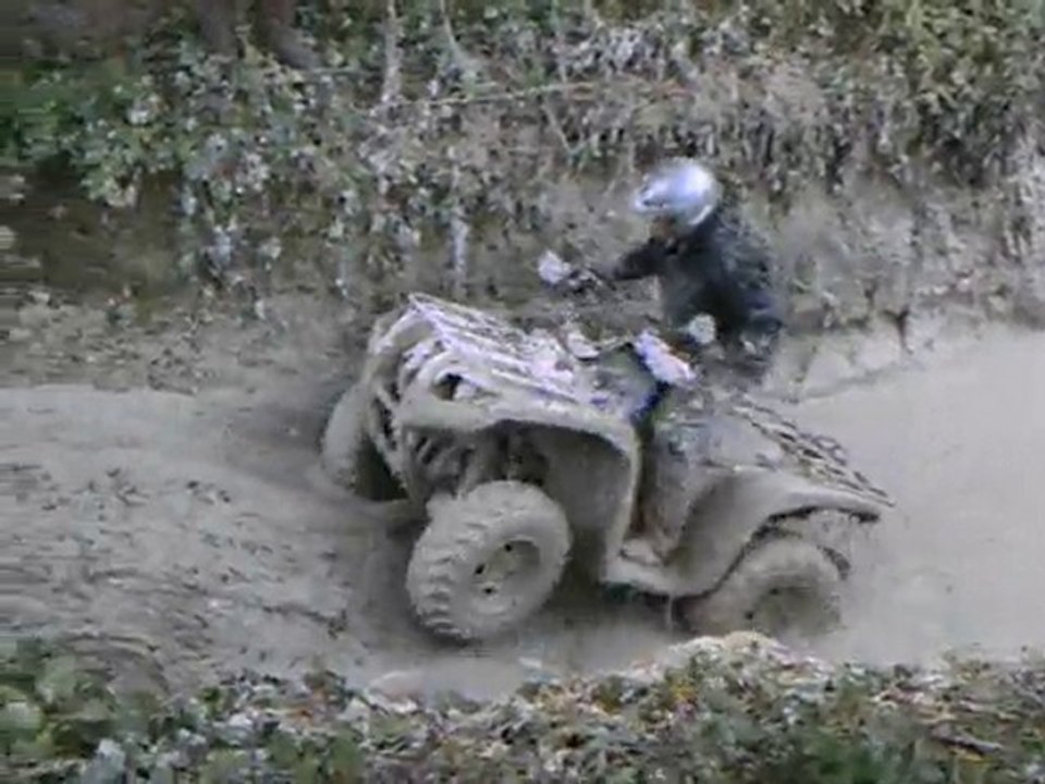 Quad au terrain de Suippes (51)
