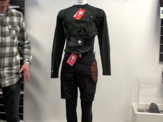 Snowleader.com présente le Red Pack short D30