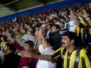 Saldir Kanarya... En büyüksün Fenerbahçe...