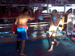 Fayad avec Saak le 16/07/2010 au SITYODTONG à Pattaya