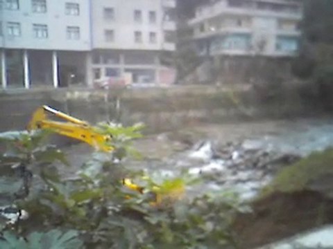 Çaykara Belediyesi Otagar Mevkii Dere Islah Çalışmaları-2010