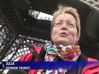 Tourists confident despite US travel alert