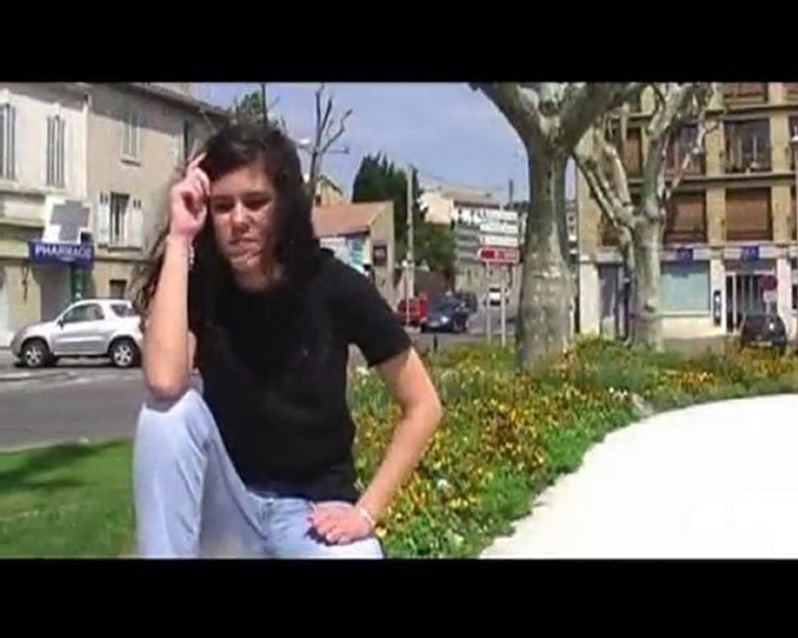 YouTube        - Le Clip de Daniéla Carter PREMIER AMOUR.avi