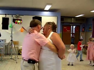 VIDEO DE LES MARIER QUI DANSE GOHST