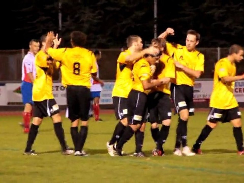 Vierzon - EDSM, coup franc de Diego Gomez