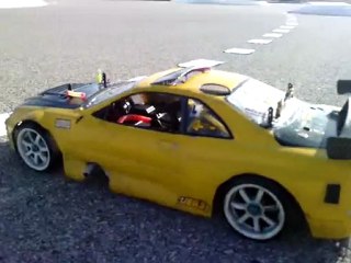 chiken drift en termique 1/10 r34 drift