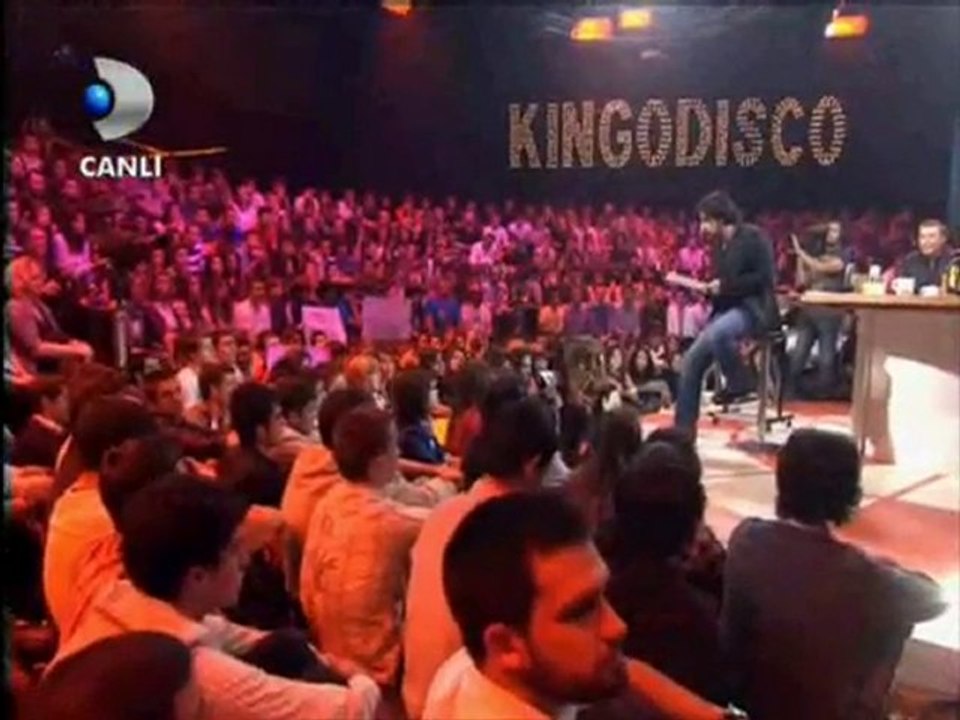 Okan Bayülgen'in Zeki Kayahan Coşkun'a okuduğu mektup