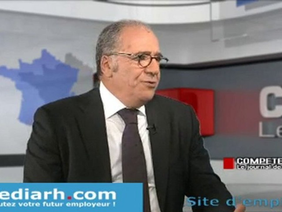 l'UFF  recrute et propose des offres d'emplois