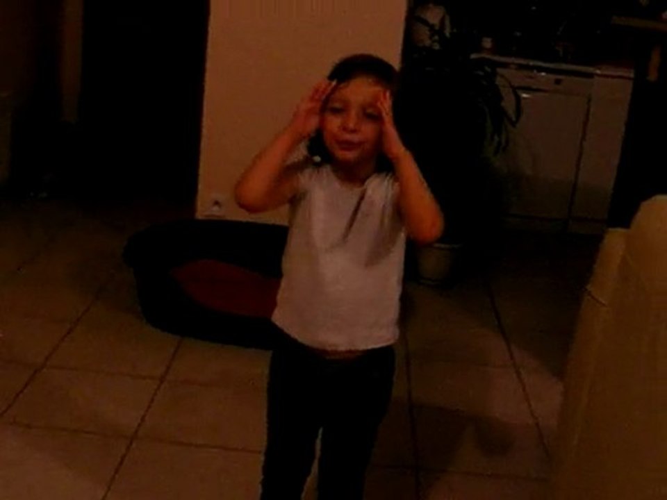 Les yeux chanté par Lyse