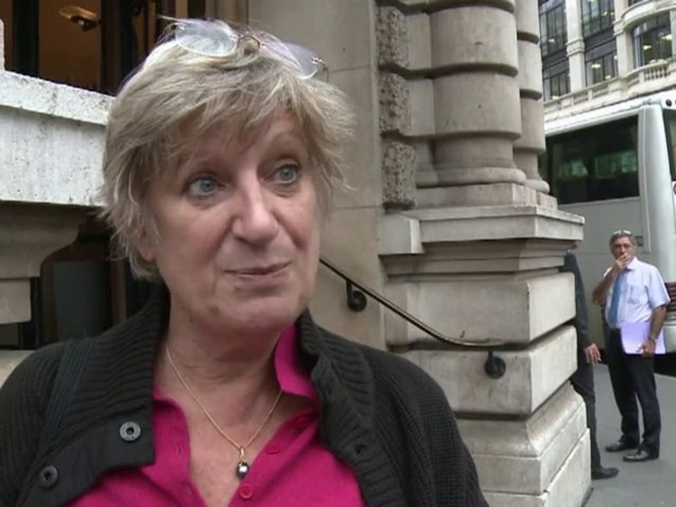 Jugement Kerviel: jugement injuste et disproportionné (micro-trottoir)