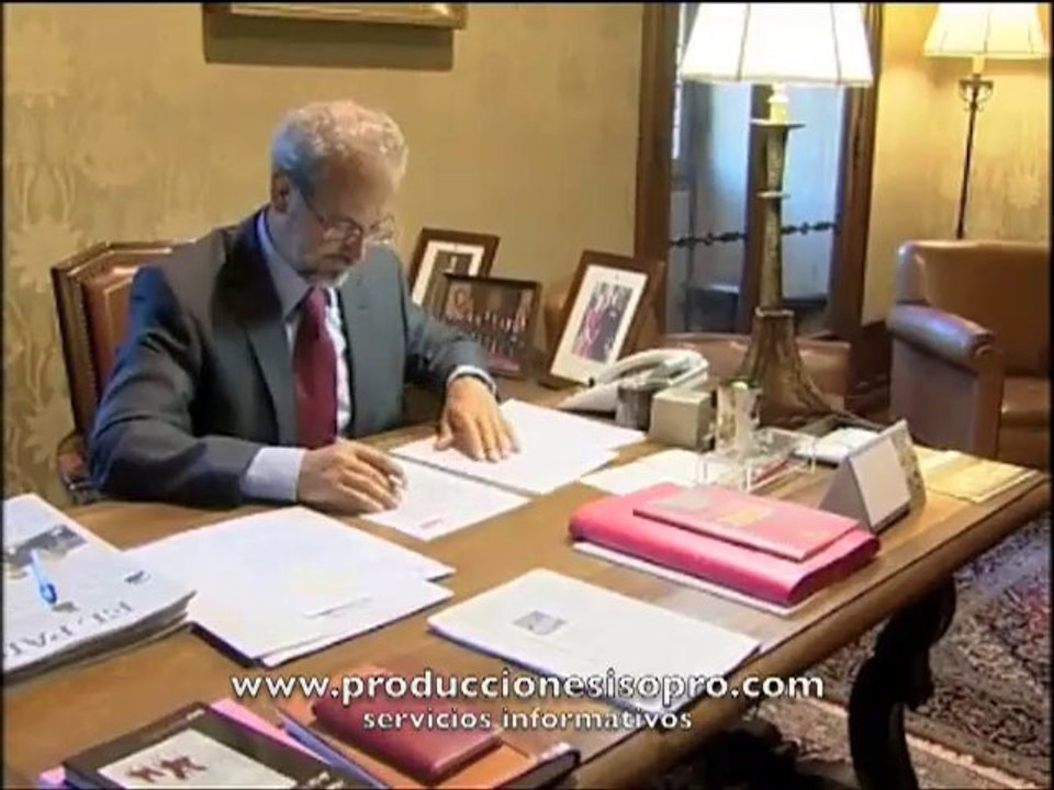 El rector de la universidad de Salamanca USAL