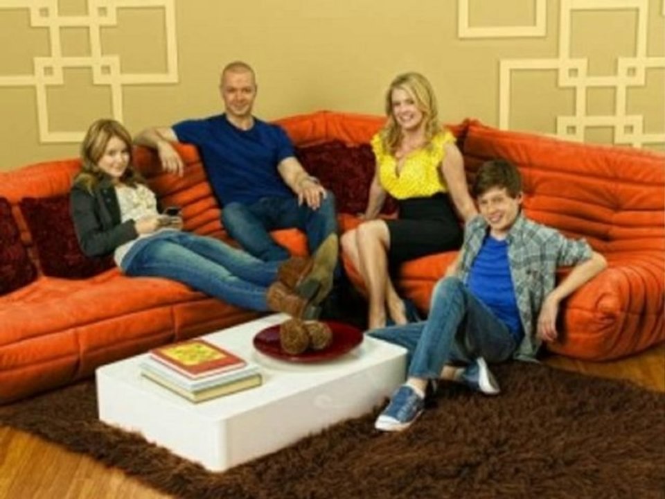 Melissa and Joey season 1 episode 9  Seoul Man