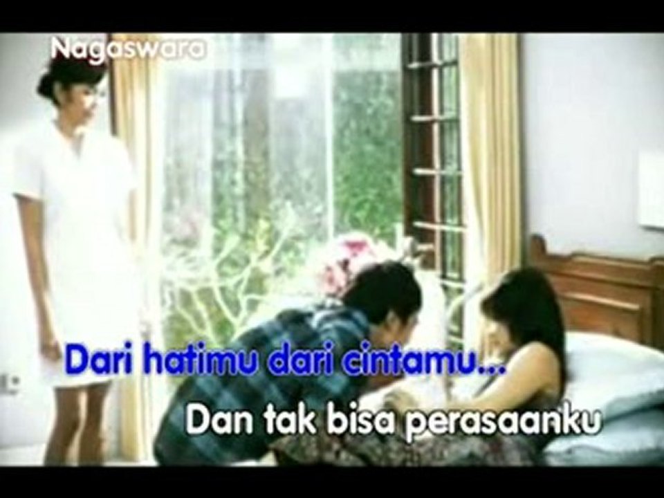 Dua cincin-Hello