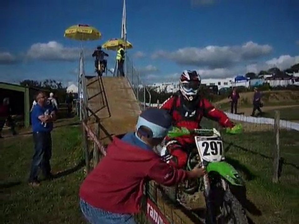 EDERN 2010 MOTOCROSS " VRAIMENT SYMPAS CES PILOTES !!!! "