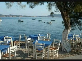 ÜMİT BESEN-TAHTA MASA