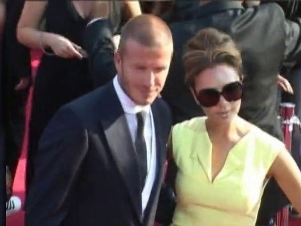 SNTV - Exklusiv: Beckhams schrille Stimme