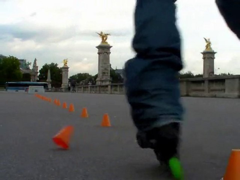 CarL slalom aux invalides 7 sept 2010