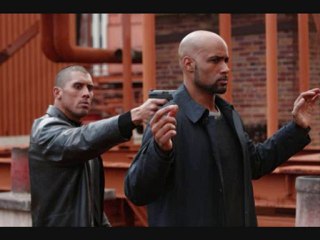 Watch Undercovers Season 1 Episode 3 - Devices