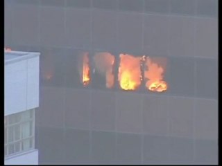 Nouvelle vidéo du 11 Septembre WTC7 incendies