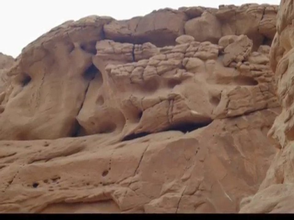 27122006_Colored Canyon