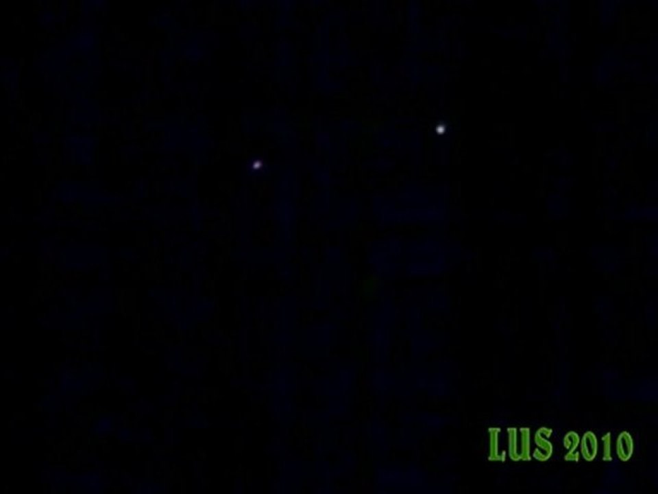 2 UFOs over Ponte Milvio, northern Rome, Italy 19-Aug-2010