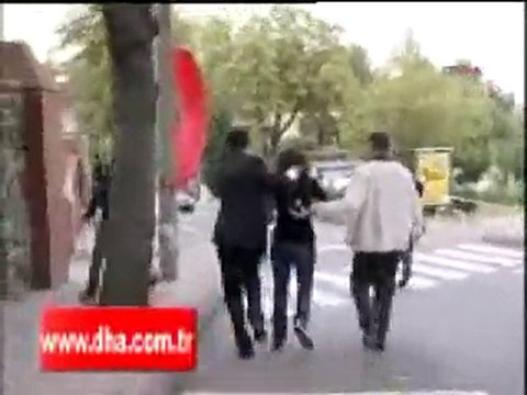 ÖĞRENCİLER YAKA PAÇA