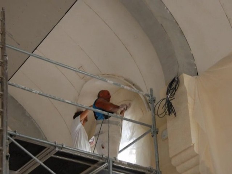 Mille et un corps de métier pour coiffer notre église !
