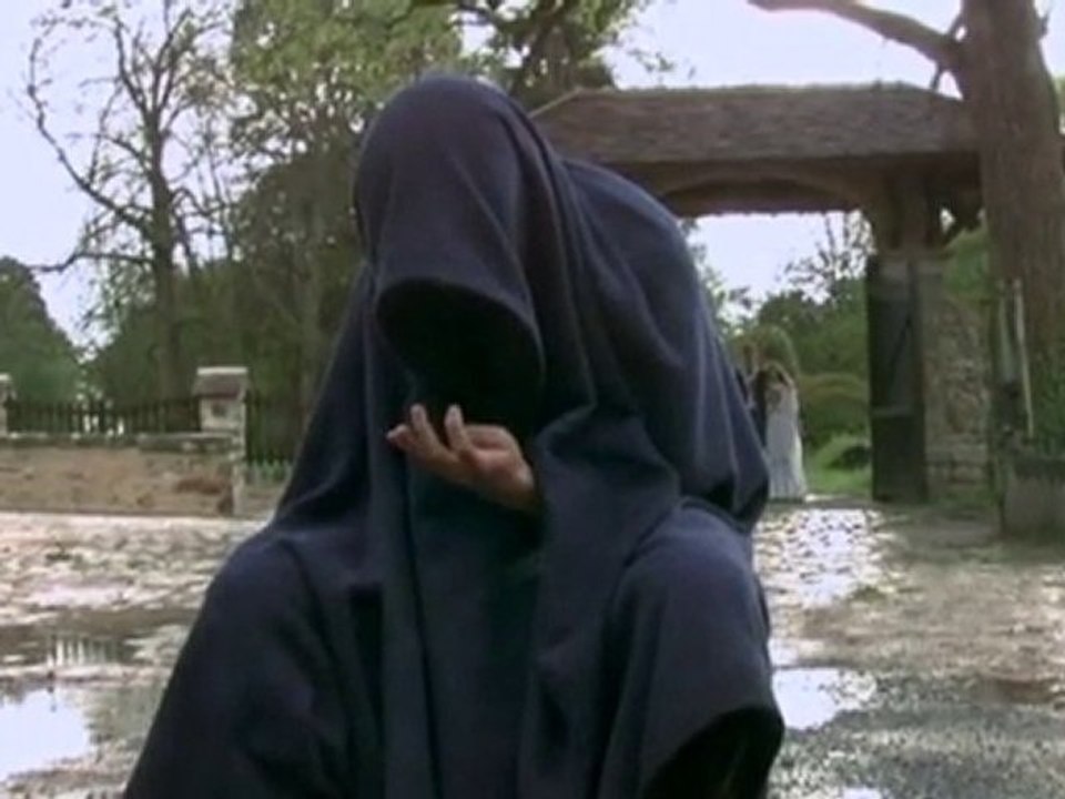 A Travers Les Marches Funèbres