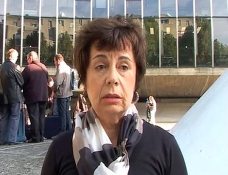 Mieux vivre avec le VHC : ITW Graciela Catanneo, (Aides) 2