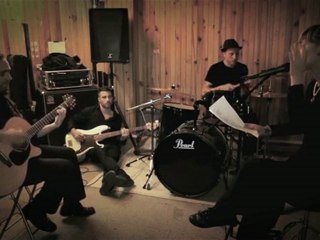 SERIAL EXPERIMENT LAIN COVER