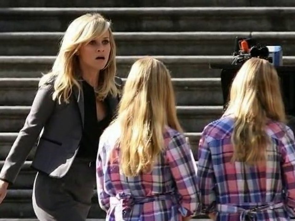 SNTV - Exklusiv: Am Set mit Reese