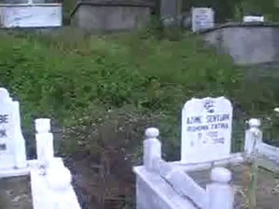 Mezarlıklarımız (Emre ASLAN)