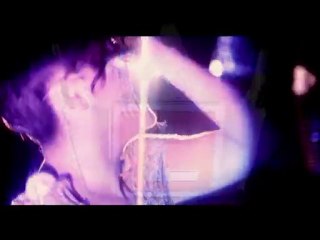 Reyhan Karaca - Yeniden Video Klip İlk KeZ