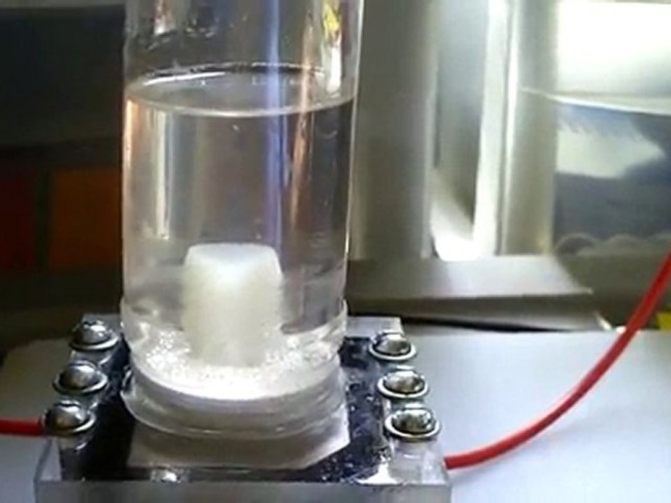 (Video 42) Volcano DryCell Hydrogen Generator