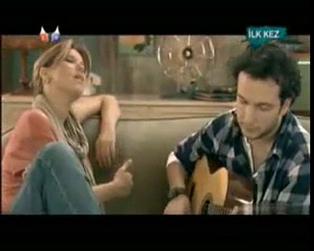 Gülben Ergen & Oguzhan Koc - Giden Günlerim Oldu