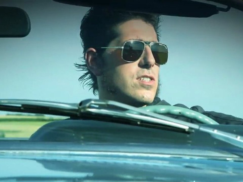 loading data circus blues HD triprod