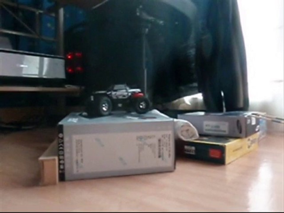 Losi micro rock crawler : 3 courses indoor.