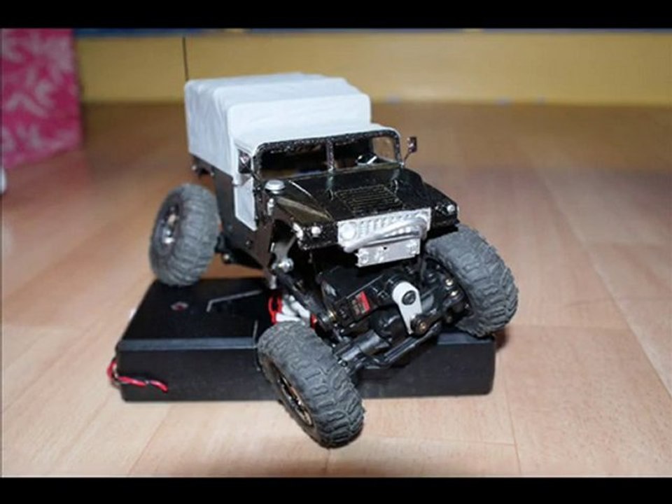 Losi micro rock crawler : Humvee MOD.