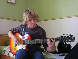 Polo Guitare essai metallica